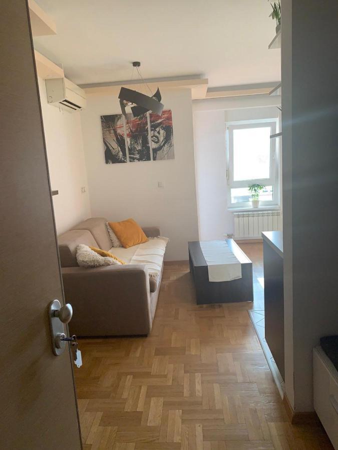 Ferienwohnung Apartman Ann Pančevo Exterior foto