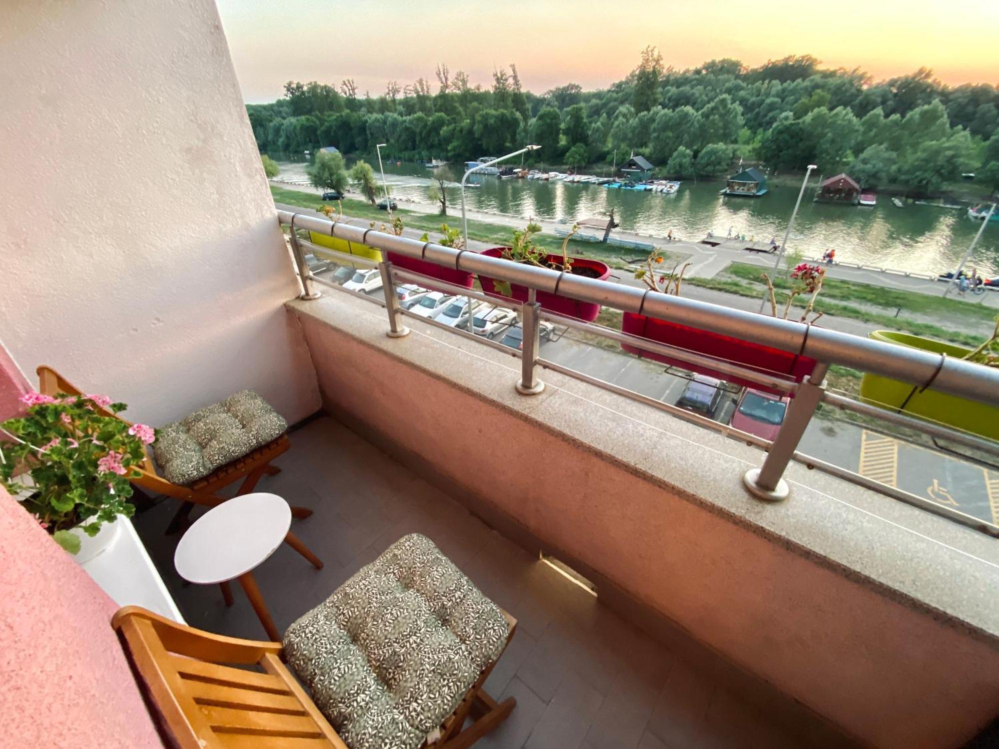 Ferienwohnung Apartman Ann Pančevo Exterior foto